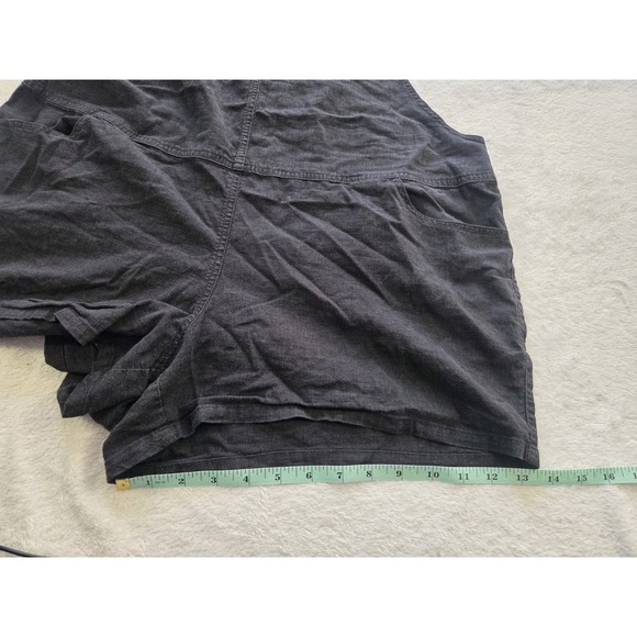 Torrid Size 1 Black Chambray Utility Romper Sleeveless Adjustable Straps Pockets - Picture 6 of 7